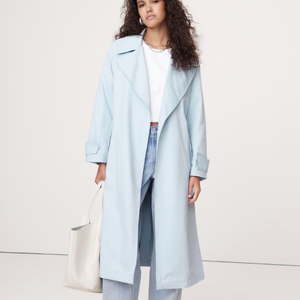 BR water resistant trench coat